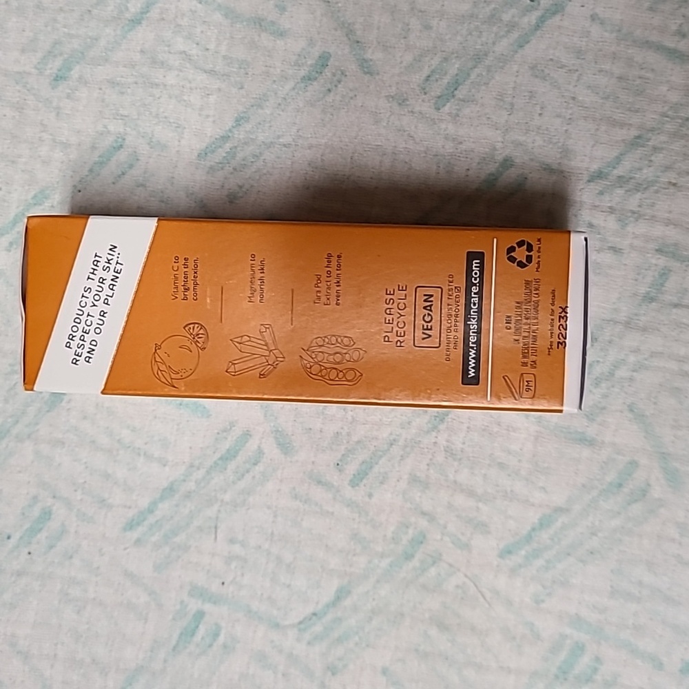 REN Gel Creme Vitamin C Gel Creme 1.7 oz / 50 ml - Picture 5 of 8